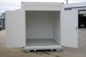 20' Werkstattcontainer mit Abrollsystem / Innenansicht - h+s container GmbH