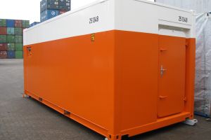 20' Off-Shore Container - Laborcontainer / Containeraußenansicht mit Schiffstür - h+s container GmbH