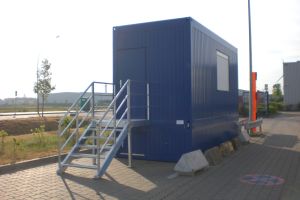 20' Waagecontainer / Außentreppe mit Podest - h+s container GmbH