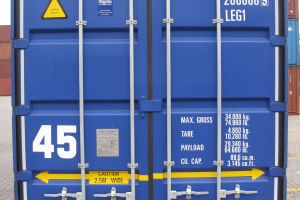 45' HC PW Seecontainer / Containerstirnseite - h+s container GmbH