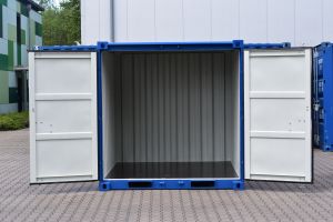 8' Lagercontainer / Innenansicht - h+s container GmbH