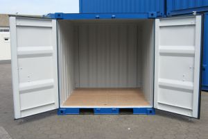 8' Seecontainer / Innenansicht - Doppelflügeltür - h+s container GmbH